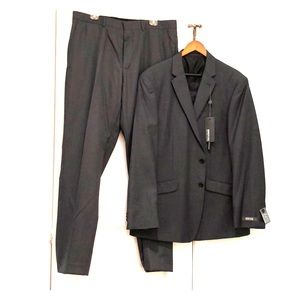 NWT Kenneth Cole men’s career gray Suit